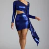 Vestido corto de jersey metalizado con aberturas Nasira en azul eléctrico Vestido corto de jersey metalizado con aberturas Nasira en azul eléctrico