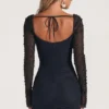 Vestido corto de manga larga con adornos St Germain en negro