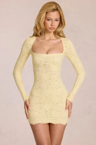 Vestido corto de manga larga con encaje festoneado Darla en amarillo limón