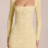 Vestido corto de manga larga con encaje festoneado Darla en amarillo limón