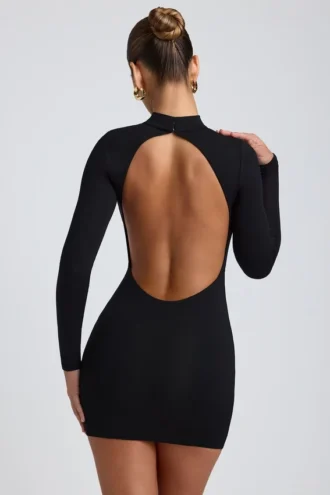 Vestido corto de manga larga con espalda abierta Yara Modal en negro