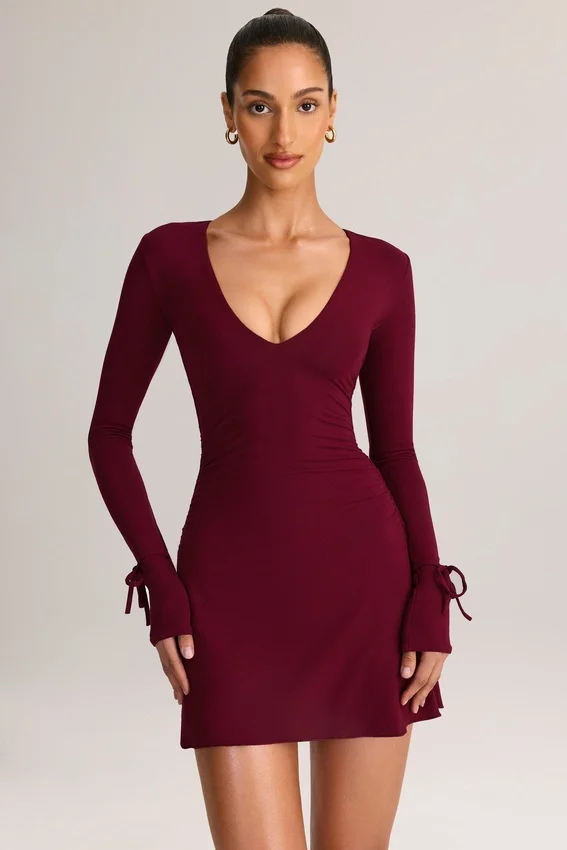 Vestido corto de manga larga Iskra Modal en color vino Vestido corto de manga larga Iskra Modal en color vino