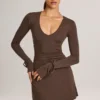 Vestido corto de manga larga Iskra Modal en marrón chocolate Vestido corto de manga larga Iskra Modal en marrón chocolate