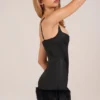 Vestido corto de satén con cuello cuadrado, corsé y pelo sintético Rixelle en negro