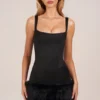 Vestido corto de satén con cuello cuadrado, corsé y pelo sintético Rixelle en negro