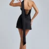 Vestido corto de satén con cuello halter drapeado Anastasia en negro Vestido corto de satén con cuello halter drapeado Anastasia en negro
