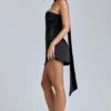 Vestido corto de satén con cuello halter drapeado Anastasia en negro Vestido corto de satén con cuello halter drapeado Anastasia en negro