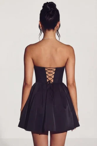 Vestido corto de tul con corsé Emeline en negro azabache