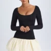 Vestido corto Delphi de modal con cuello redondo, cintura baja y bajo abullonado en color vainilla Vestido corto Delphi de modal con cuello redondo, cintura baja y bajo abullonado en color vainilla