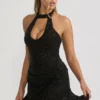 Vestido corto drapeado con adornos Ethelie en negro