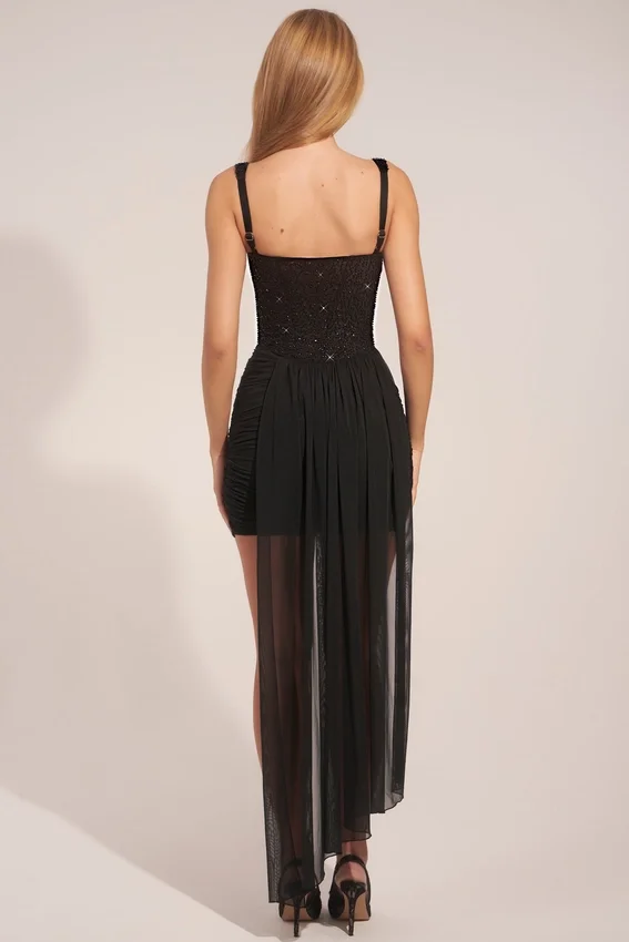 Vestido corto drapeado con corsé Reeva en negro Vestido corto drapeado con corsé Reeva en negro