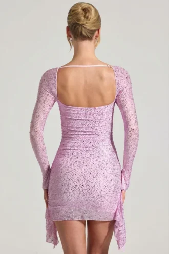 Vestido corto drapeado con cuello vuelto y adornos Marilla en rosa peonía