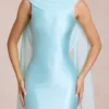 Vestido corto drapeado Venya en azul aguamarina suave