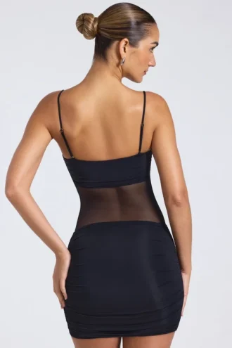 Vestido corto Eislyn con paneles transparentes y fruncidos en negro