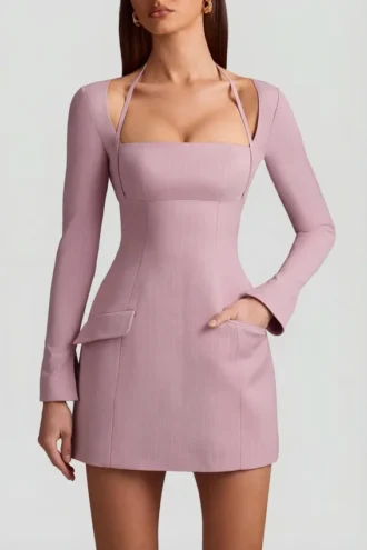 Vestido corto estructurado de corte A con rayas diplomáticas de Ksenia en color malva Vestido corto estructurado de corte A con rayas diplomáticas de Ksenia en color malva