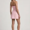 Vestido corto estructurado sin tirantes con escote corazón Talina en rosa suave Vestido corto estructurado sin tirantes con escote corazón Talina en rosa suave