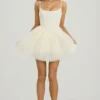 Vestido corto Eugenie con falda de tul y corsé adornado en blanco Vestido corto Eugenie con falda de tul y corsé adornado en blanco