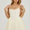 Vestido corto Eugenie con falda de tul y corsé adornado en blanco Vestido corto Eugenie con falda de tul y corsé adornado en blanco