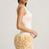 Vestido corto Florrie de satén con apliques florales y espalda abierta en color marfil Vestido corto Florrie de satén con apliques florales y espalda abierta en color marfil