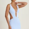 Vestido corto Gaia con corte en A y aberturas en azul pervinca Vestido corto Gaia con corte en A y aberturas en azul pervinca