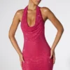 Vestido corto halter con cuello cowl extremo y adornos Raquel en rosa intenso Vestido corto halter con cuello cowl extremo y adornos Raquel en rosa intenso