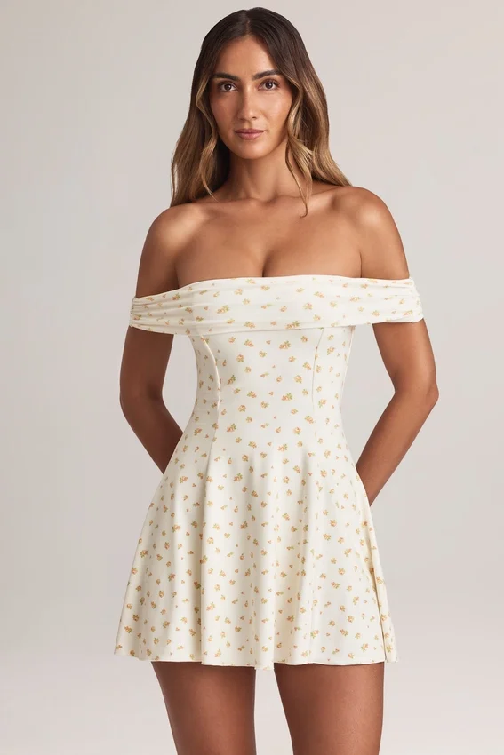 Vestido corto Jaida Modal con hombros descubiertos y corte en A con estampado floral Vestido corto Jaida Modal con hombros descubiertos y corte en A con estampado floral