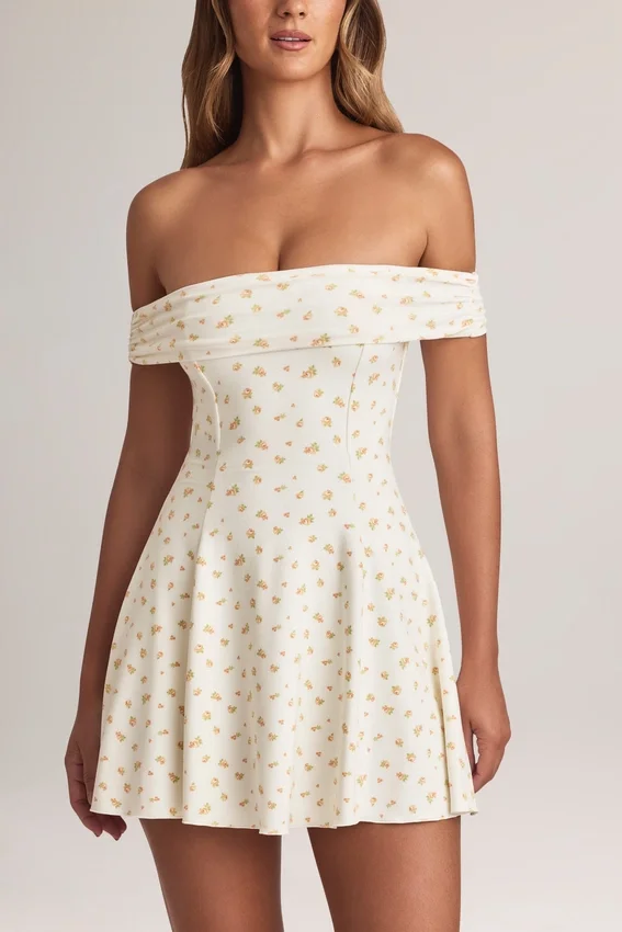 Vestido corto Jaida Modal con hombros descubiertos y corte en A con estampado floral Vestido corto Jaida Modal con hombros descubiertos y corte en A con estampado floral