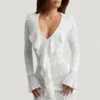 Vestido corto Jolessa de punto pointelle con volantes en blanco