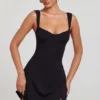 Vestido corto Jolie con escote corazón en negro Vestido corto Jolie con escote corazón en negro