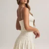 Vestido corto Kelbie de modal con fruncidos y corte en A con estampado floral