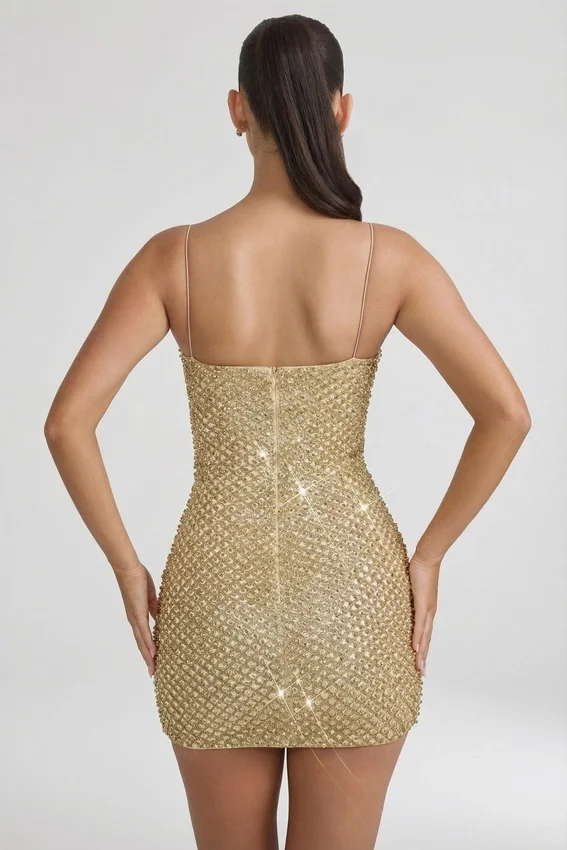 Vestido corto Mischa con cuello corazón y adornos en dorado Vestido corto Mischa con cuello corazón y adornos en dorado