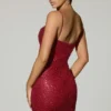 Vestido corto Mischa con escote corazón y adornos en rojo Vestido corto Mischa con escote corazón y adornos en rojo