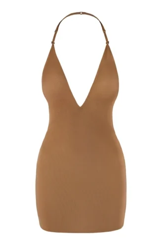 Vestido corto multiforma de malla suave Intimates Intimates en color almendra