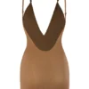Vestido corto multiforma de malla suave Intimates Intimates en color almendra