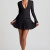Vestido corto plisado de manga larga Fiorella en negro
