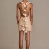 Vestido corto Seraphine con espalda abierta y adornos en dorado