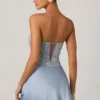 Vestido corto sin tirantes con drapeado y adornos Eden en azul cielo