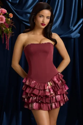 Vestido corto sin tirantes con volantes y corsé en capas «Juliet» con estampado floral granate
