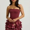 Vestido corto sin tirantes con volantes y corsé en capas «Juliet» con estampado floral granate
