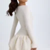 Vestido corto Tallou de modal con cintura baja y bajo abullonado en color marfil