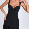 Vestido corto tipo corsé con volantes y botones Cassandra en negro