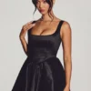 Vestido corto tipo corsé de tafetán tejido Sueno en negro azabache