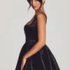 Vestido corto tipo corsé de tafetán tejido Sueno en negro azabache