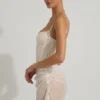 Vestido corto tipo corsé drapeado con adornos semitransparentes Connie en blanco
