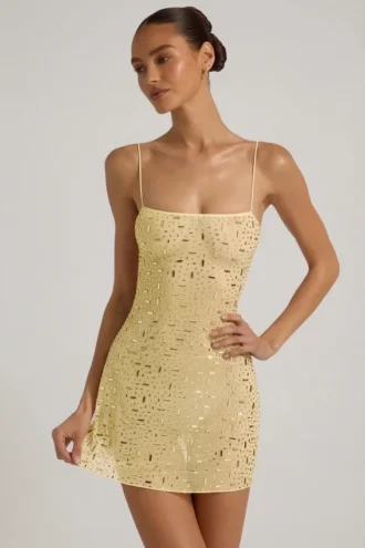Vestido corto transparente con adornos y cuello cuadrado Averie en amarillo
