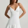 Vestido Daria de cintura baja con cordones en blanco
