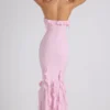 Vestido de cuello halter con volantes Mireya en rosa suave