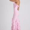 Vestido de cuello halter con volantes Mireya en rosa suave