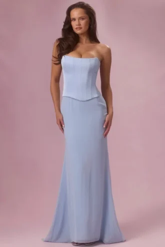Vestido de dama de honor con corsé de satén Avielle en azul polvo