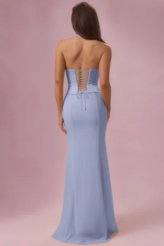 Vestido de dama de honor con corsé de satén Avielle en azul polvo